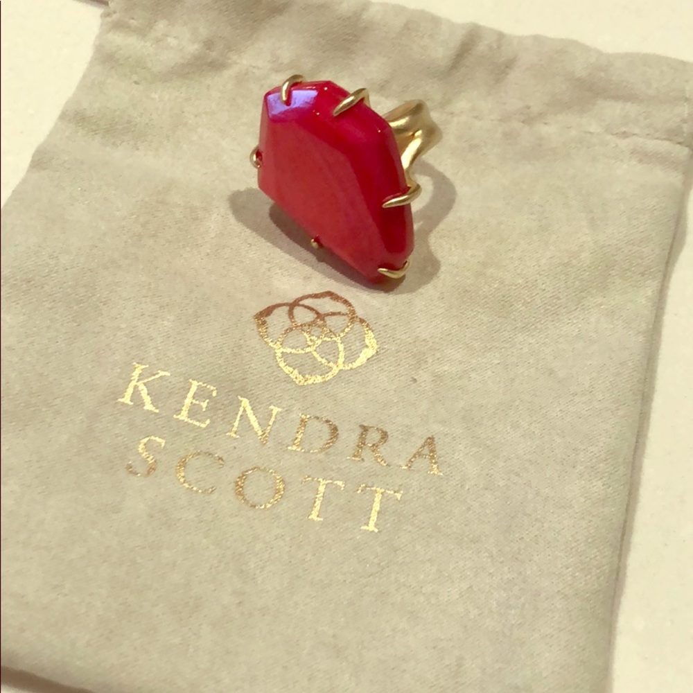 Kendra Scott red stone ring 7